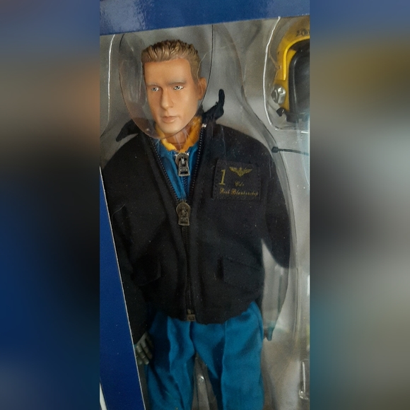 Blue Angels US NAVY Flight Demonstration Squadron Pilot Rich 12" - Picture 5 of 9